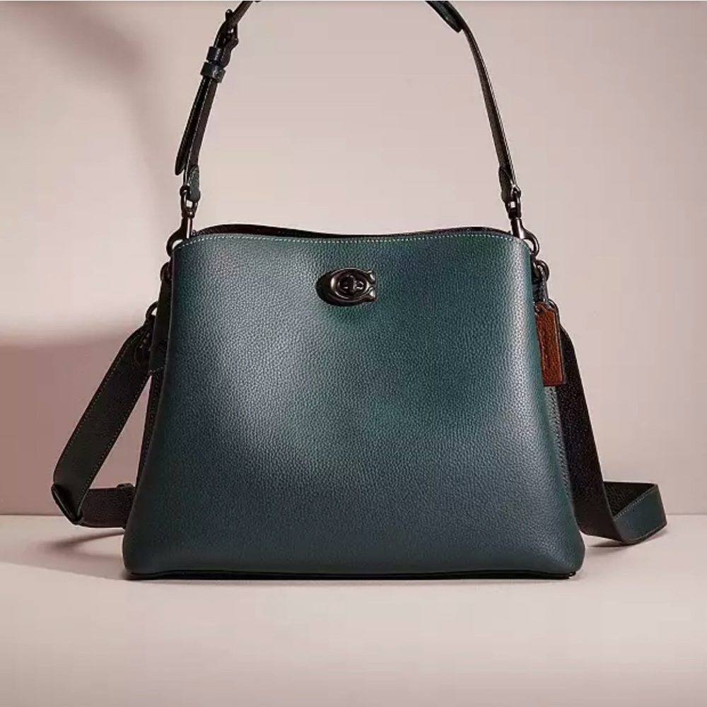 Authentic Coach Willow Shoulder bag, Dark Green